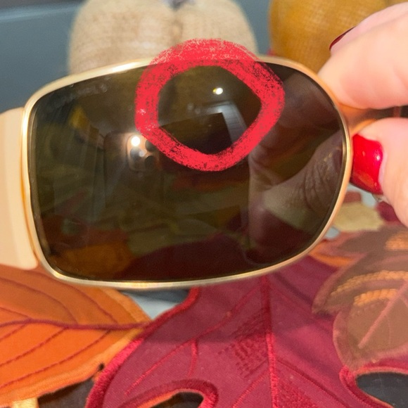 CHANEL beige gold color y2k women's Designer Sunglasses 4115 - Picture 6 of 6